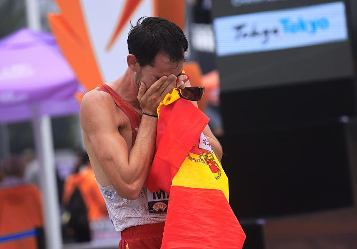Álvaro Martín, tras ganar el oro en los 20 kilómetros marcha