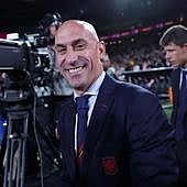 Caso Rubiales, en directo: la madre en huelga de hambre en defensa de su hijo , reunión extraordinaria de la RFEF, reacciones y última hora hoy