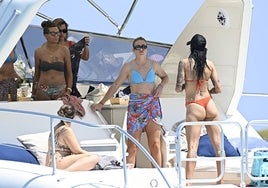 Las jugadoras de la selección disfrutan de sus vacaciones en Ibiza tras ganar el Mundial, en imágenes