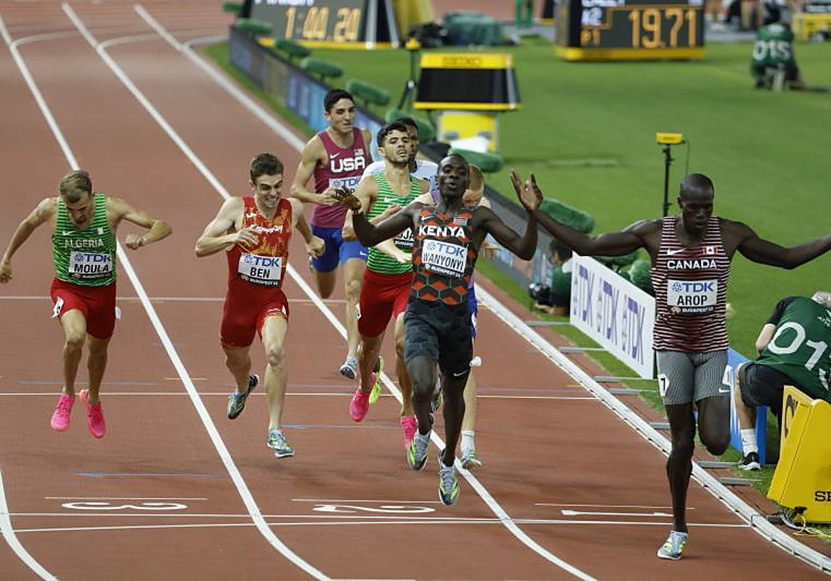 La llegada del 800 del Mundial, con Adrián Ben cuarto
