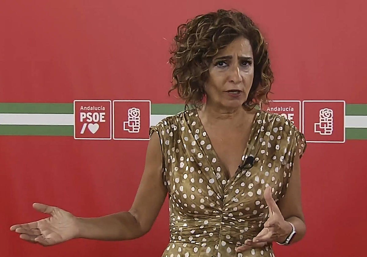 La vicesecretaria general del PSOE y ministra de Hacienda en funciones, María Jesús Montero