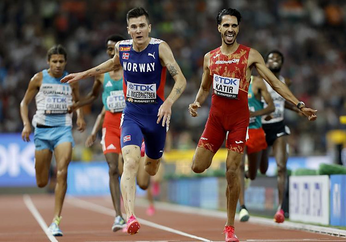Mohamed Katir y Jakob Ingebrigtsen, en la final del 5.000