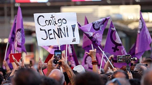 Manifestación en apoyo a Jenni Hermoso para pedir dimisión de Rubiales, en imágenes