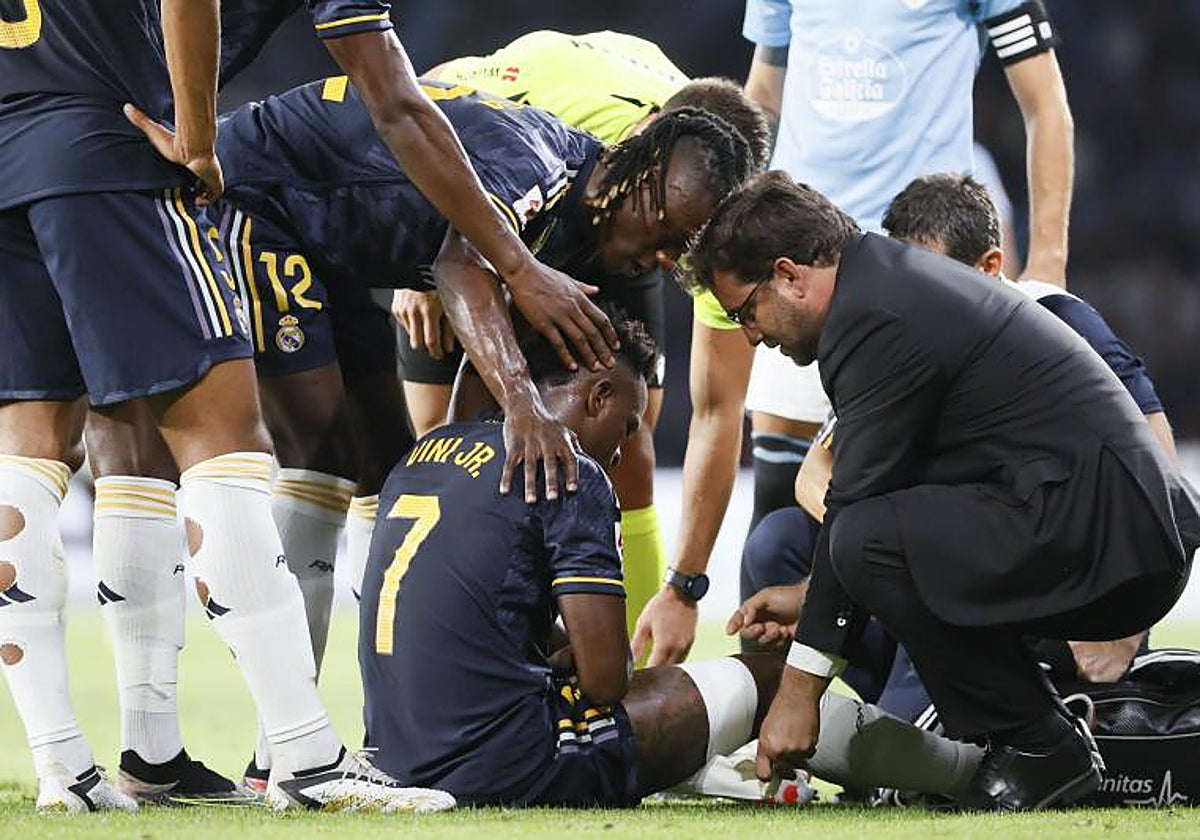 Vinicius se lesiona ante el Celta y sus compañeros se interesan por él