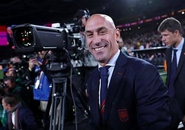 El TAD expedienta a Rubiales por «falta grave» y el CSD no podrá inhabilitarlo ahora