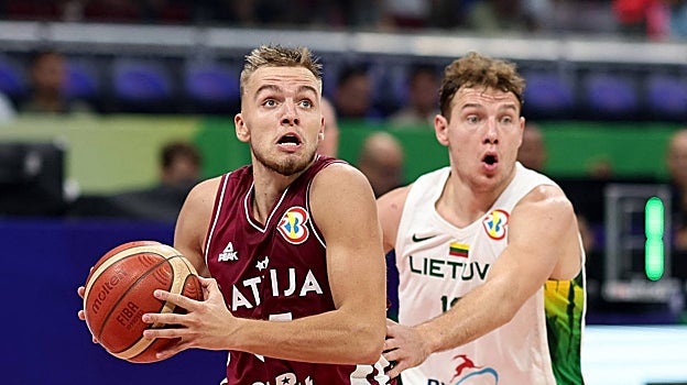 Zagars, perseguido por el lituano Jokubaitis