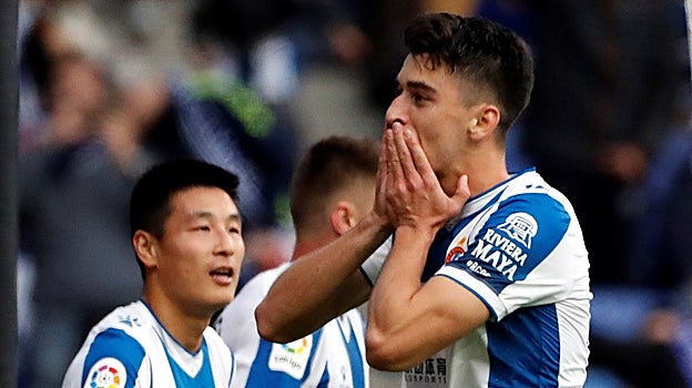 Marc Roca, después de marcar un gol en el Espanyol-Osasuna de LaLiga 19-20