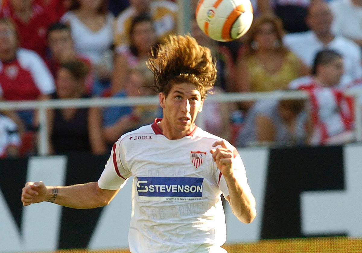 Sergio Ramos, en su último partido como jugador del Sevilla FC, ante el Racing de Santander en la primera jornada de LaLiga 2005-06