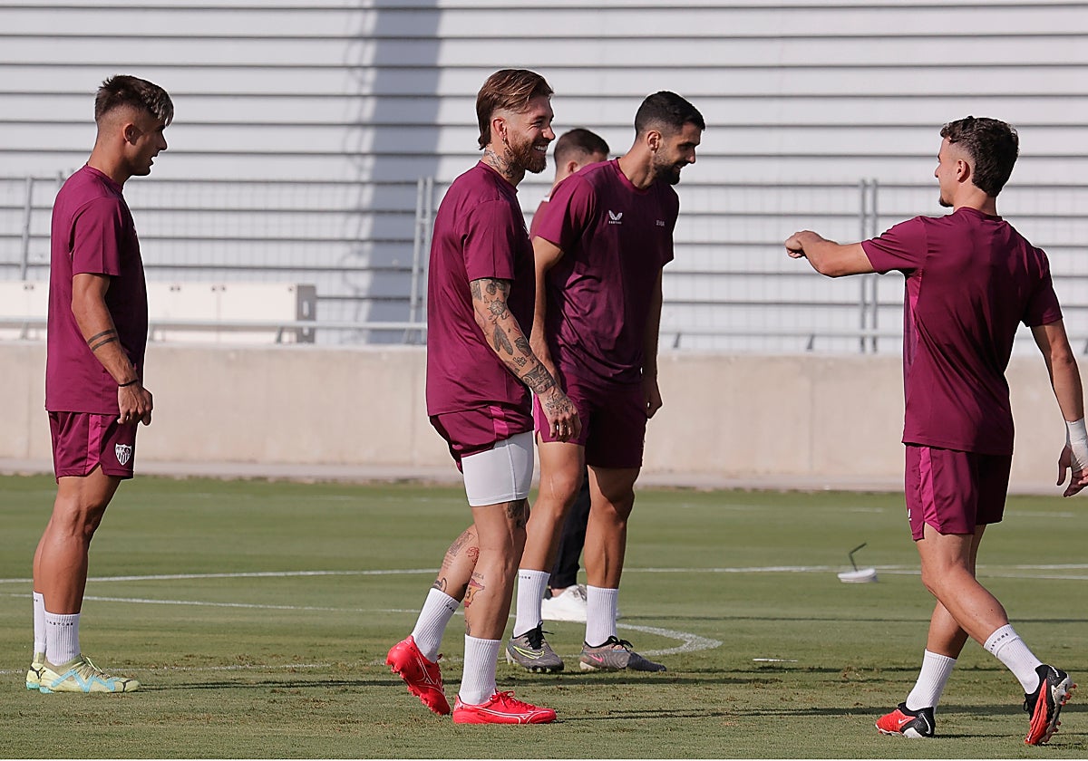 Primer entrenamiento de Sergio Ramos con el Sevilla FC en la ciudad deportiva