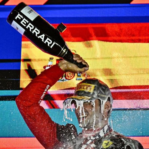 Carlos Sainz, 'el invisible', ya gana carreras
