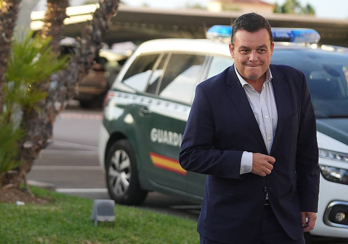 Víctor Francos, secretario de Estado de Deportes, este martes a su llegada a Oliva