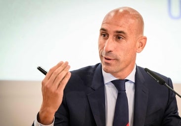 El juez del caso Rubiales cita a tres jugadoras de la selección como testigos