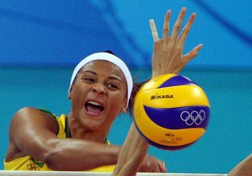 Muere a los 43 años la campeona olímpica de voleibol brasileña Walewska