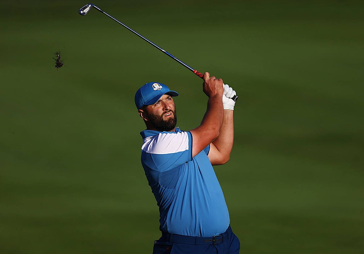 El golfista Jon Rahm durante su debut en los Foursomes de la Ryder Cup 2023