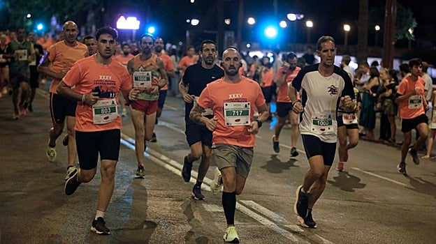 ¿Has corrido la Carrera Nocturna de Sevilla 2023? Búscate (IV)