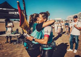 Esperanza Barreras y David Buil conquistaron el oro en los Mundiales de SUP