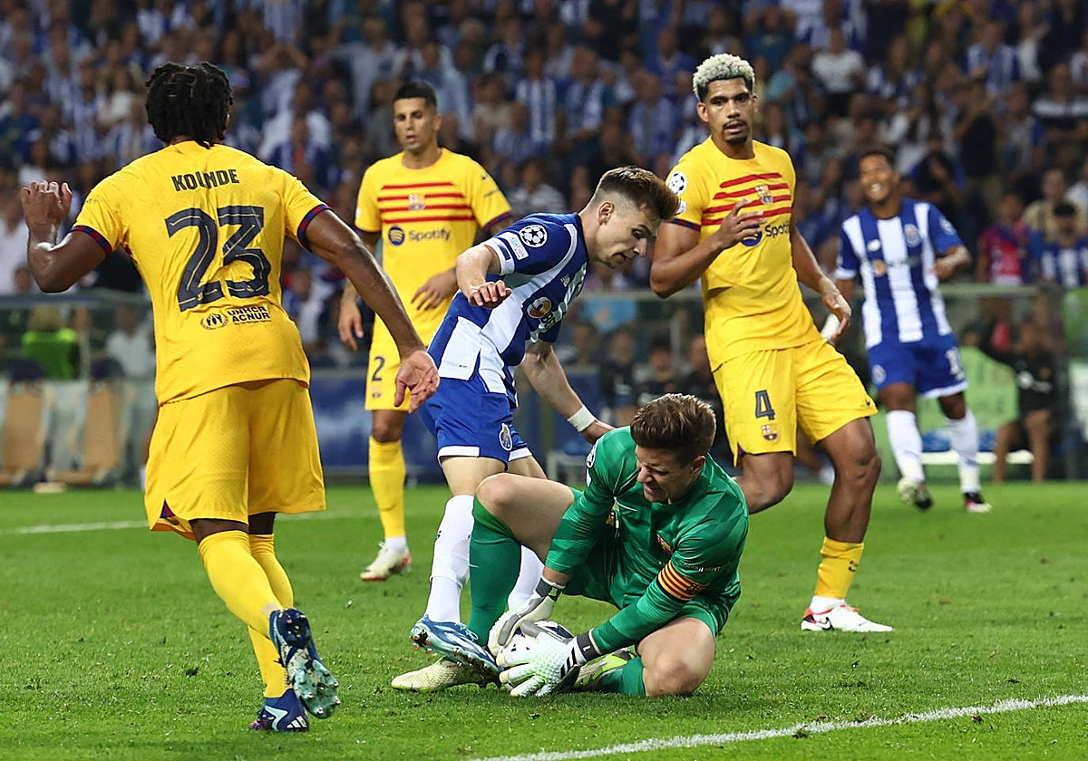 Ter Stegen desbarata una ocasión del Oporto