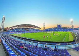 La afición del Getafe se divide con la retirada del nombre de Alfonso Pérez del estadio