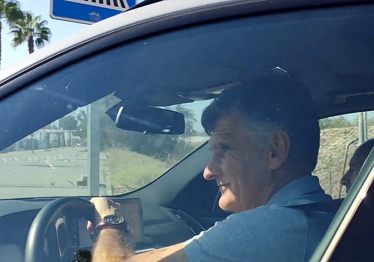 Mendilibar recoge sus pertenencias de la ciudad deportiva del Sevilla FC