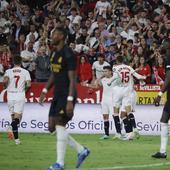 El Sevilla expulsa del Pizjuán a un aficionado por comportamiento racista en el partido ante el Madrid