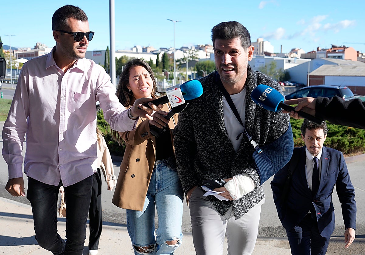 Albert Luque, a su llegada a los juzgados de Tarrasa para declarar