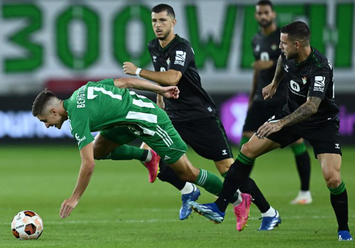 BUFANDA FUTBOL OFICIAL UEFA EUROPA LEAGUE 2023-24 REAL BETIS vs ARIS  LIMASSOL