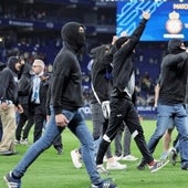 Seis detenidos por daños durante la invasión del campo del Espanyol