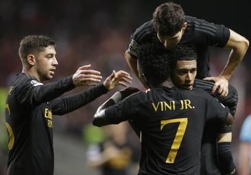 Shakira camiseta real madrid