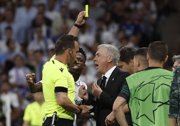 El fútbol se fija en el futsal para mejorar el ritmo del juego: así son las posibles novedades en el reglamento