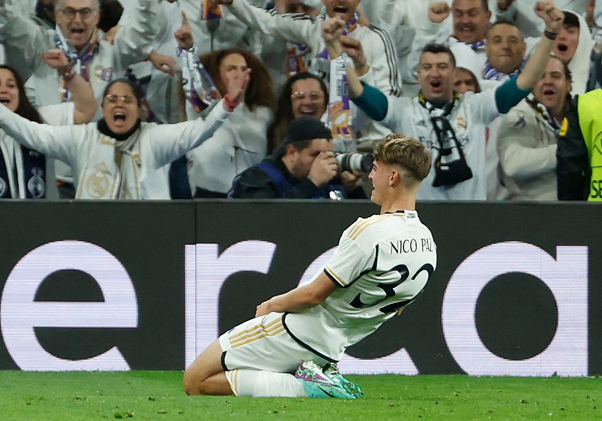 Nico paz, celebrando su gol ante el Nápoles