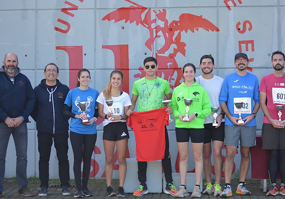 Foto de familia de los ganadores en el Campeonato de España de Campo a Través