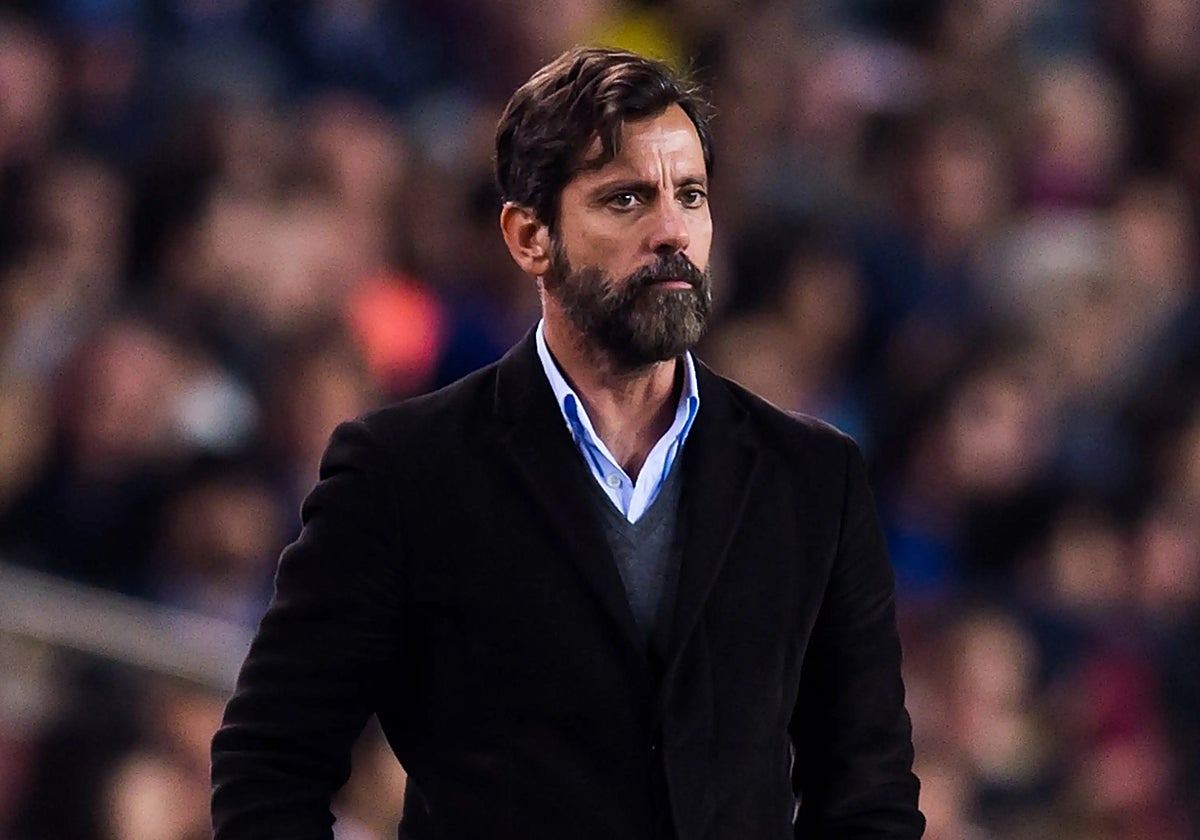 Quique Sánchez Flores, durante un partido