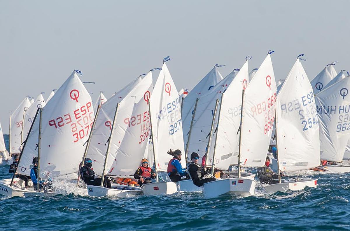 La Euromarina Optimist Torrevieja cuelga el cartel de completo con 428 regatistas