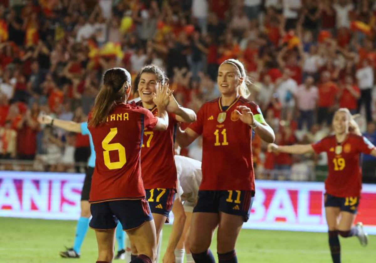 Las jugadoras de la selección española, durante un encuentro ante Suiza