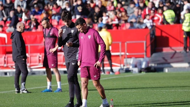 Jesús Navas, durante el entrenamiento de este martes en el Ramón Sánchez-Pizjuán