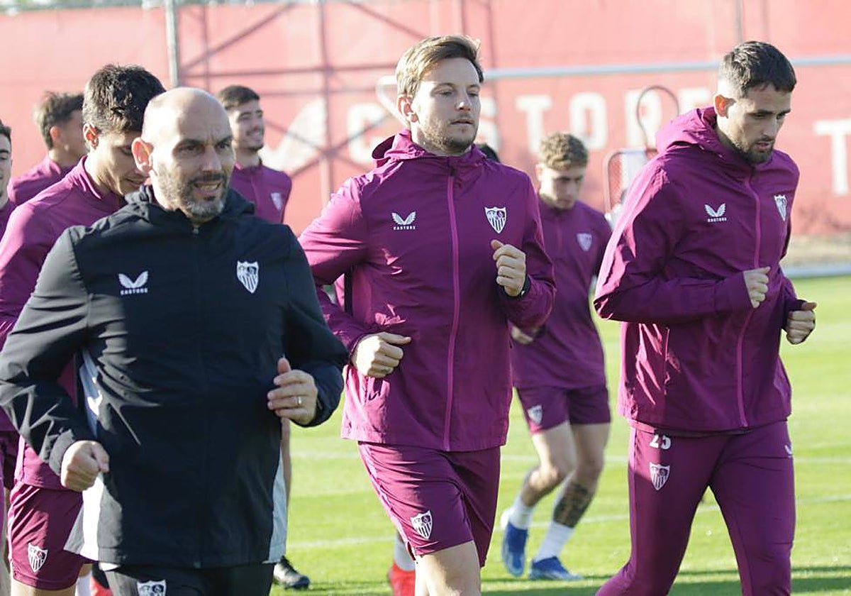 Rakitic, presente en la sesión de entrenamiento de este miércoles