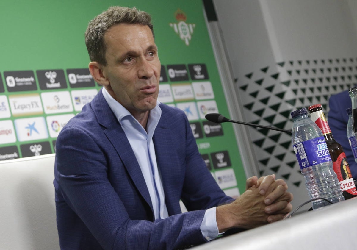 El Betis hace un último intento para convencer a Planes