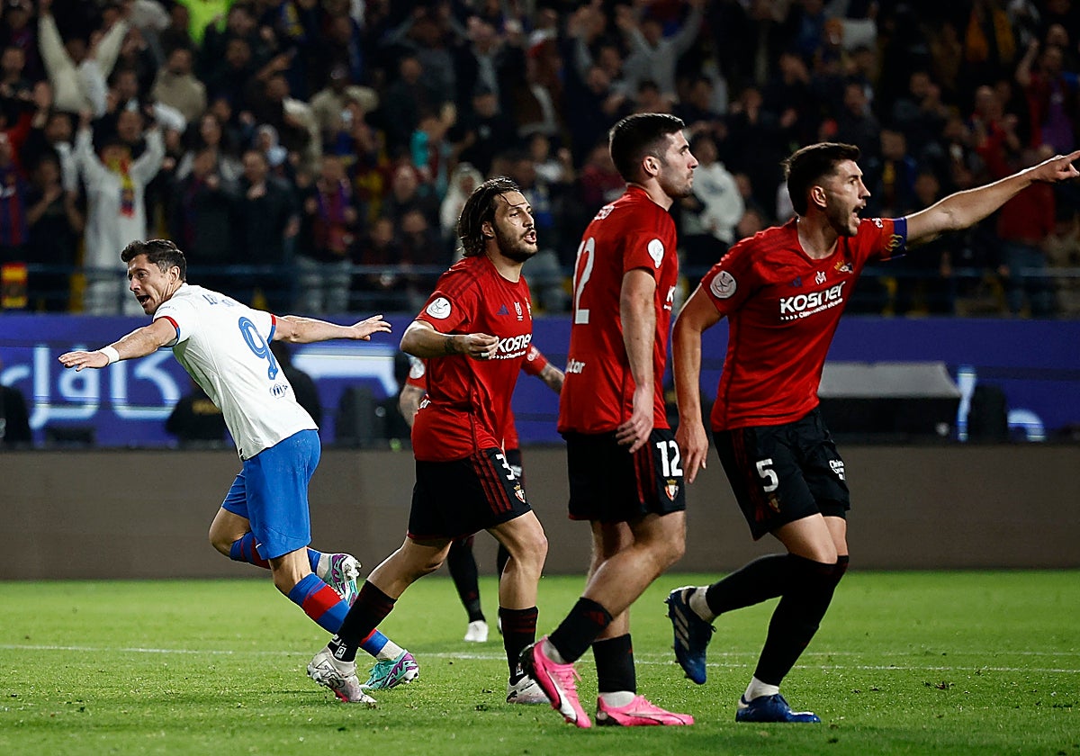 El Barça pasa entre bostezos y habrá clásico el domingo