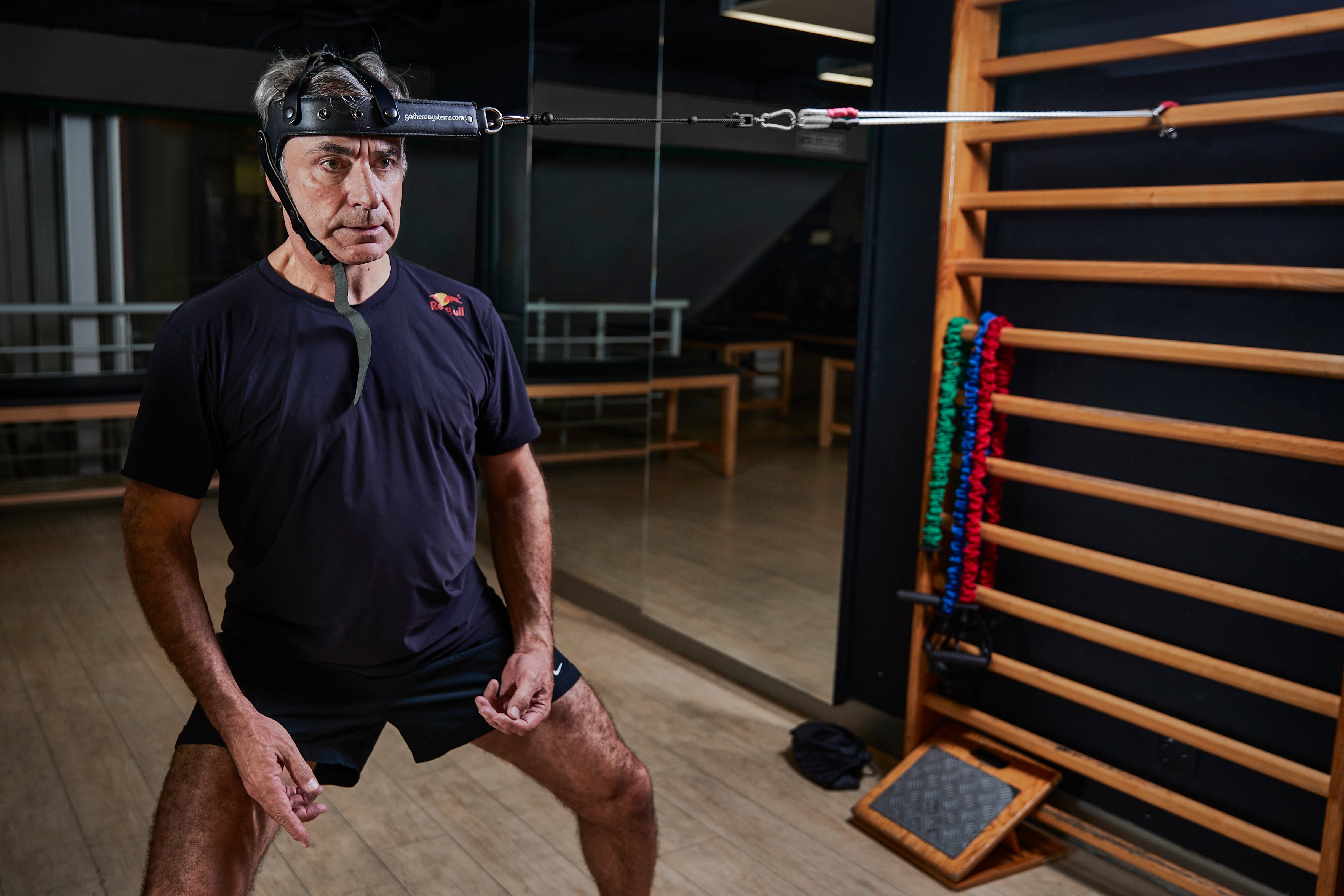 Carlos Sainz, entrenamiento de élite más allá de los 60, en imágenes