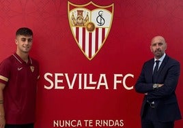 El Sevilla Atlético traspasa a Santisteban al UCAM Murcia y libera otra ficha en el filial