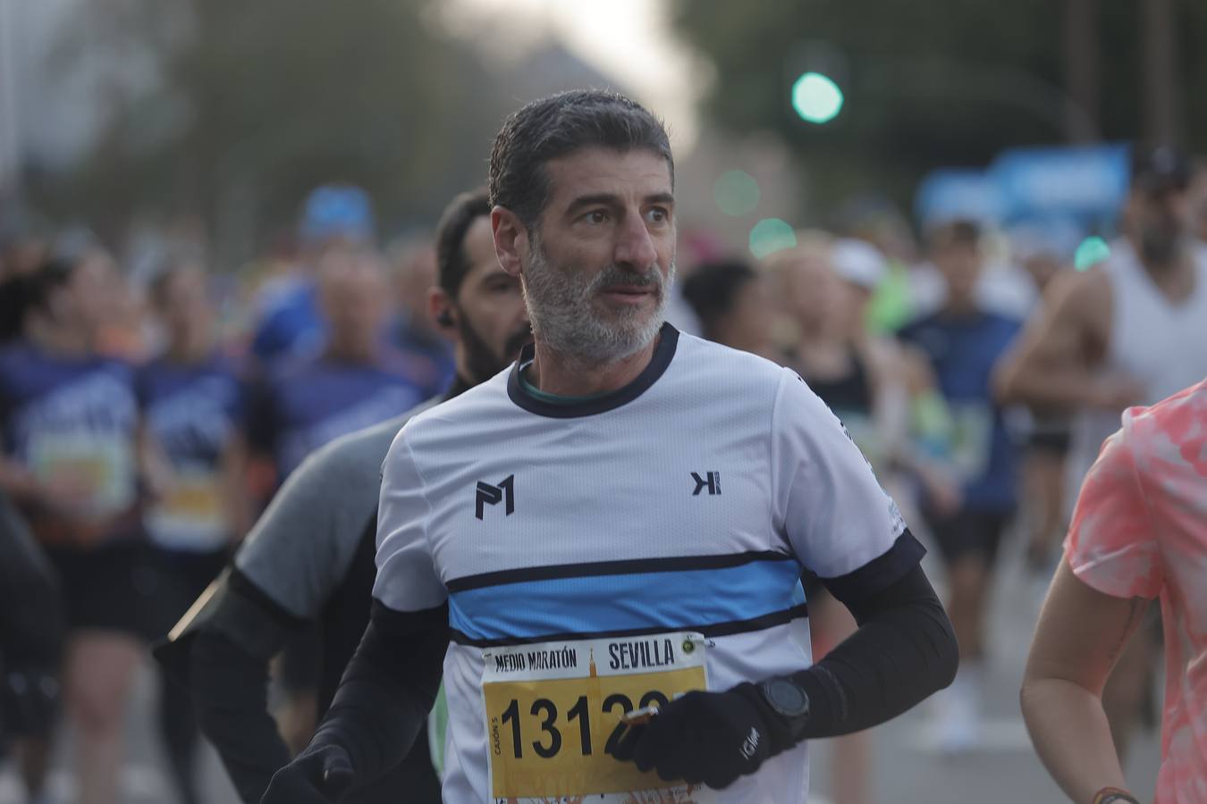 Corredores por la Torre del Oro y Plaza de Toros de la Real Maestranza