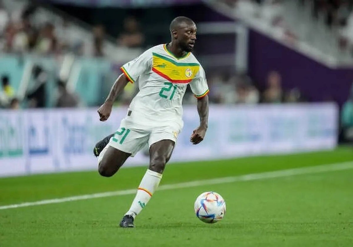 Sabaly, en un partido con la selección de Senegal
