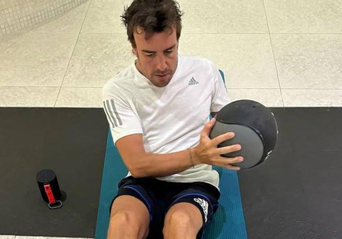 Fernando Alonso, entrenándose