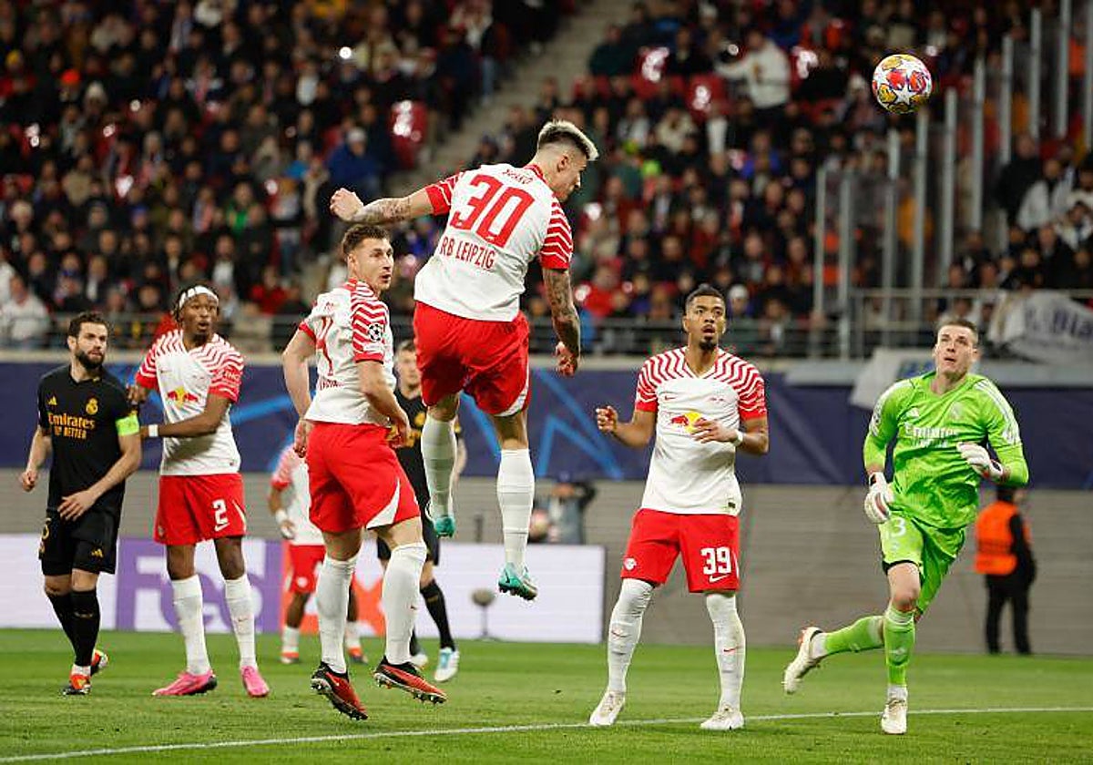 El extraño gol anulado a Sesko en el Leipzig-Real Madrid