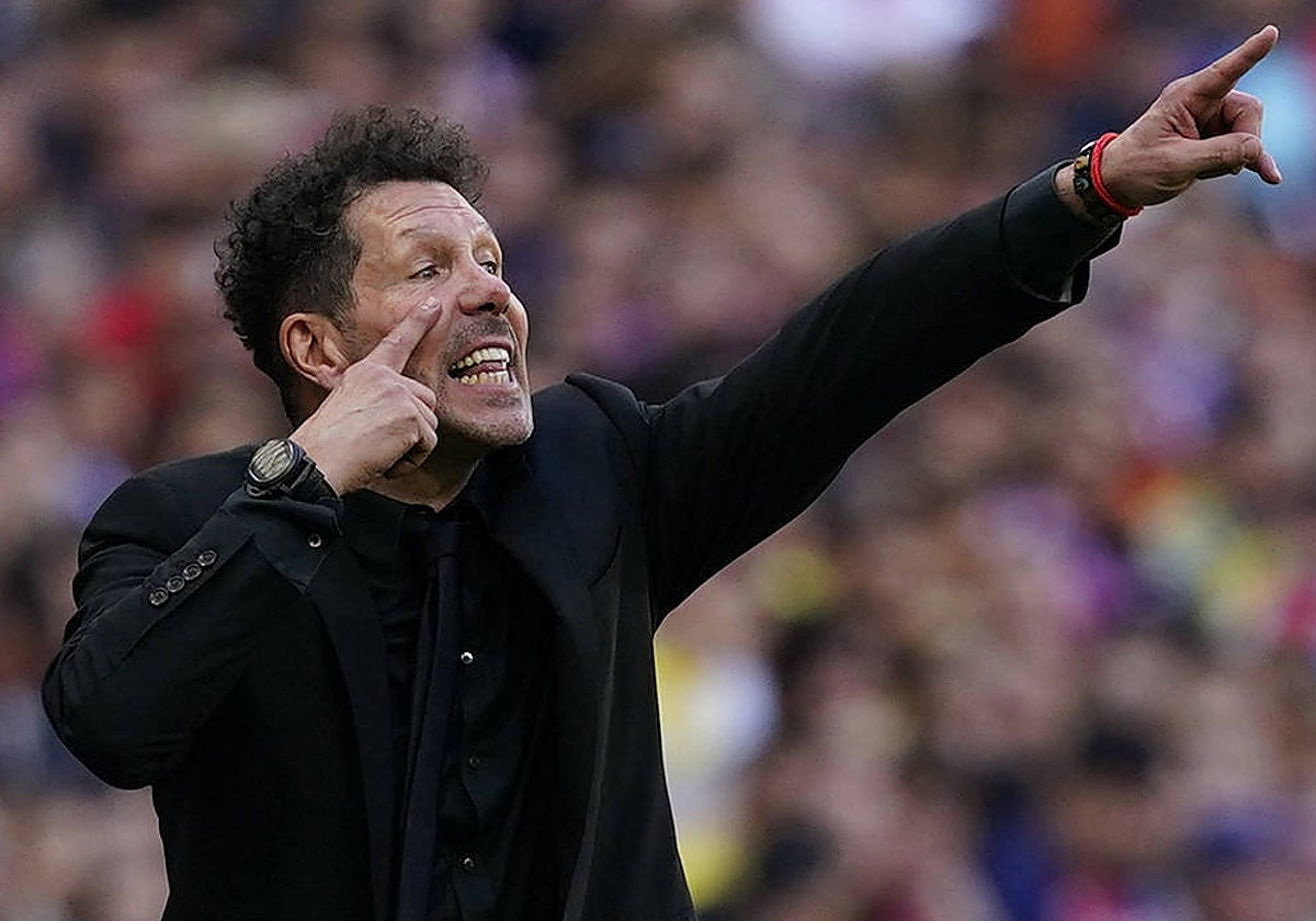Simeone, durante el partido ante Las Palmas