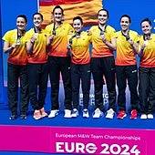 España, plata europea de bádminton