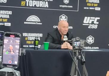 Dana White: «Ilia Topuria es un grande, ha hecho una gran actuación. Defintivamente iremos a España si hay una arena disponible»