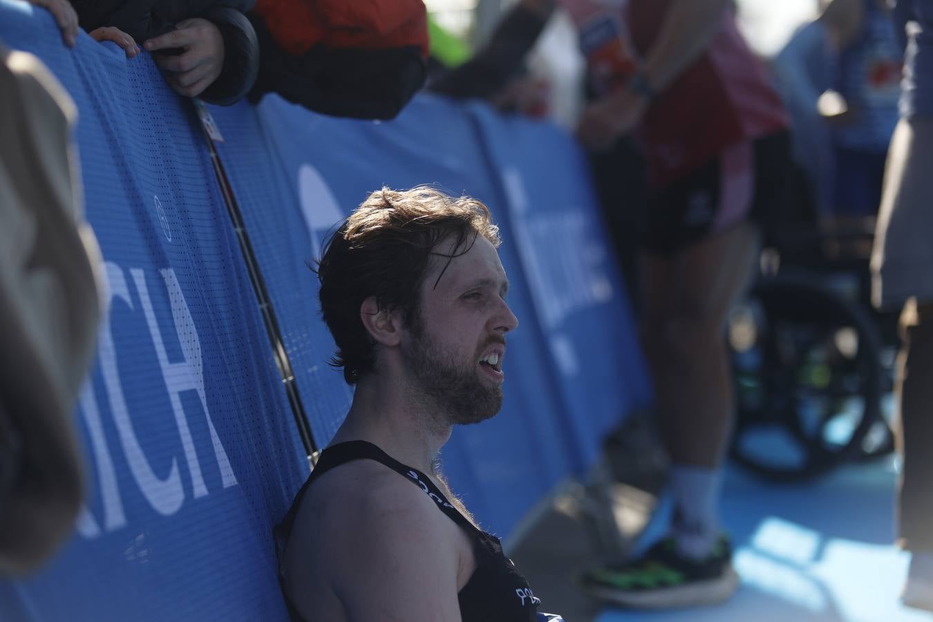 Corredores llegando a la meta del maratón