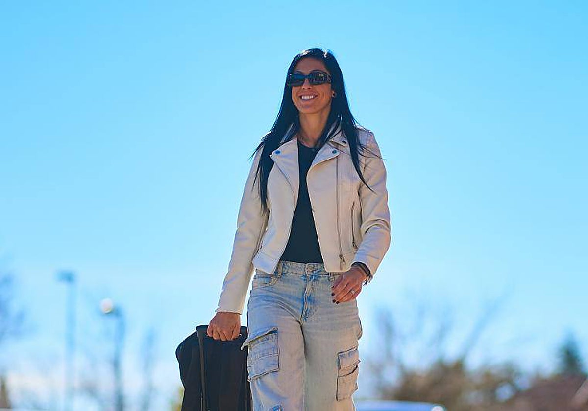 Jenni Hermoso, a su llegada este lunes a la concentración de la selección española femenina en Las Rozas