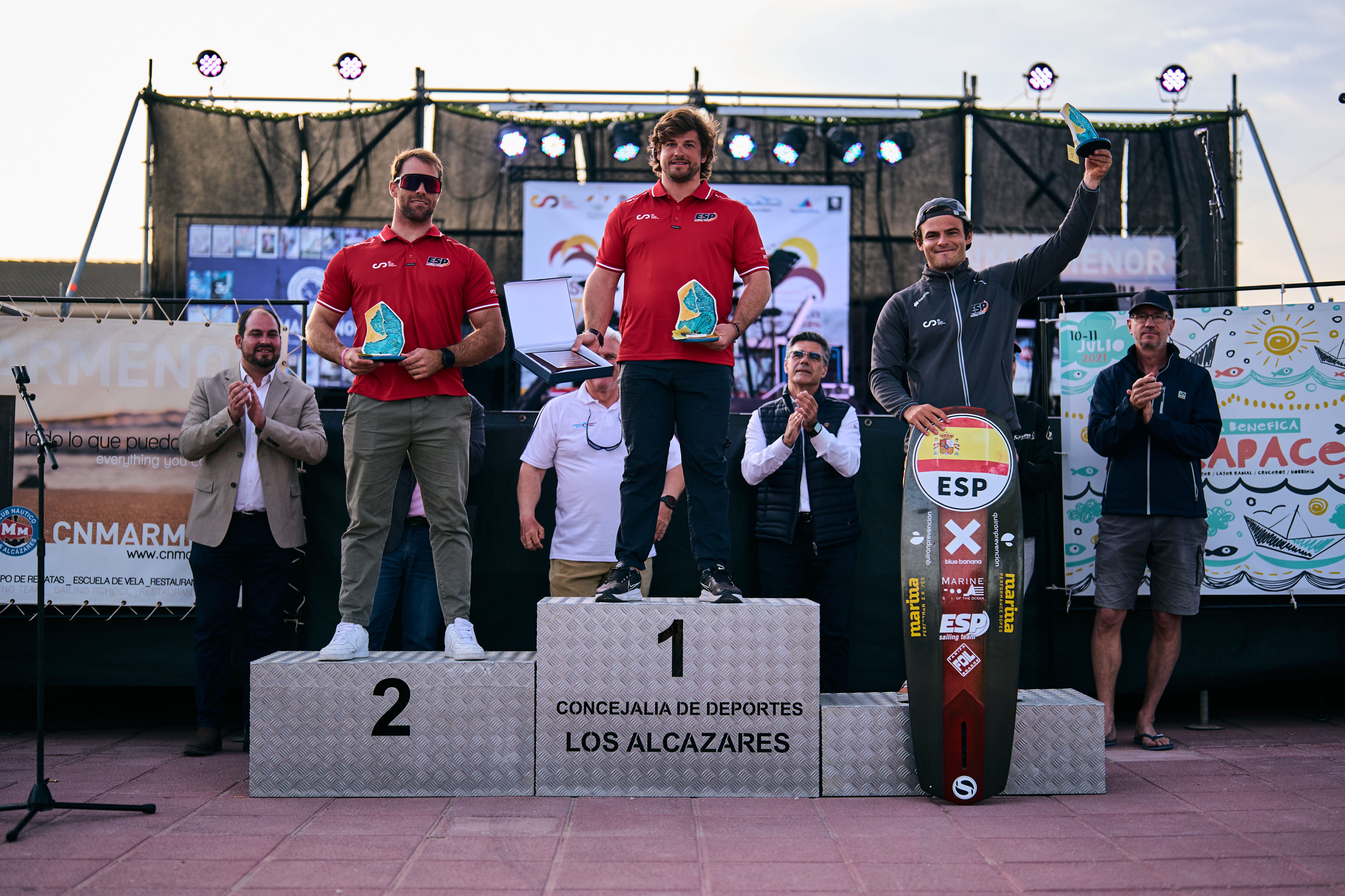 Bernat Cortés revalida el título de campeón de España de Formula Kite a ...